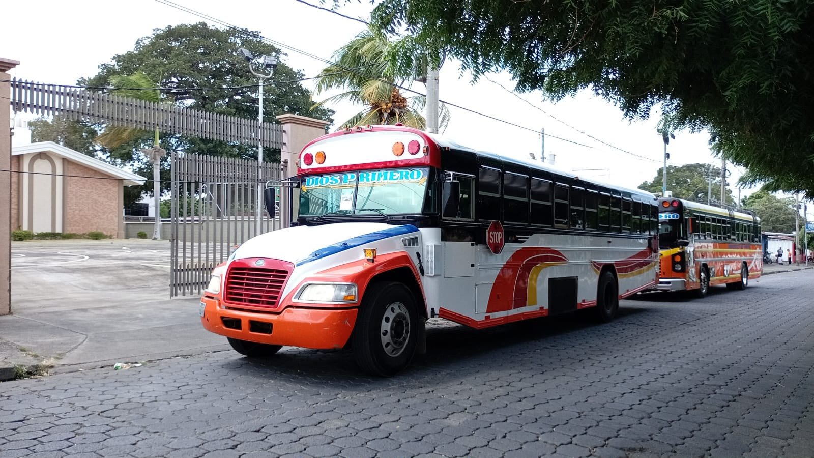 Portada de Transportes Dios Primero
